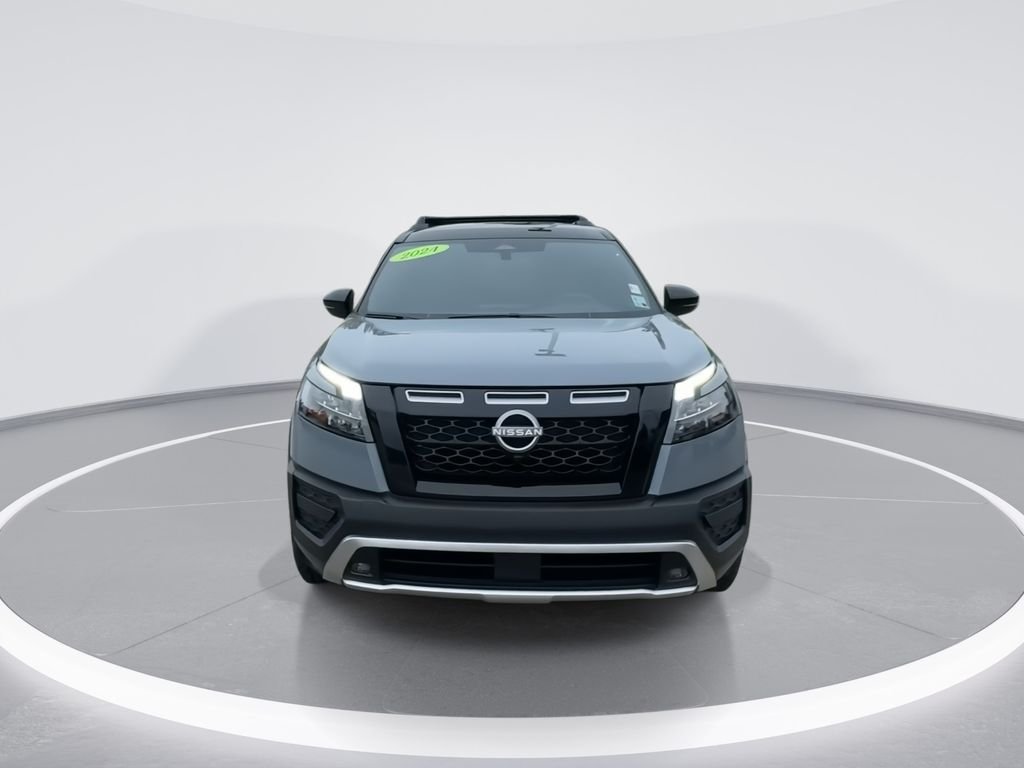 Used 2024 Gray Nissan Rock Creek image 3