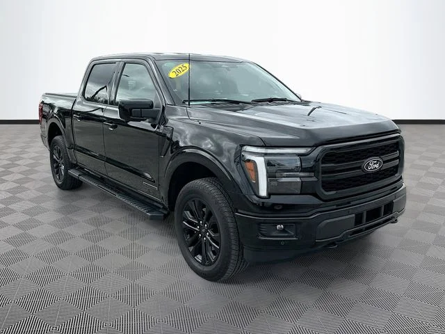 Used 2025 Black Ford Lariat image 3