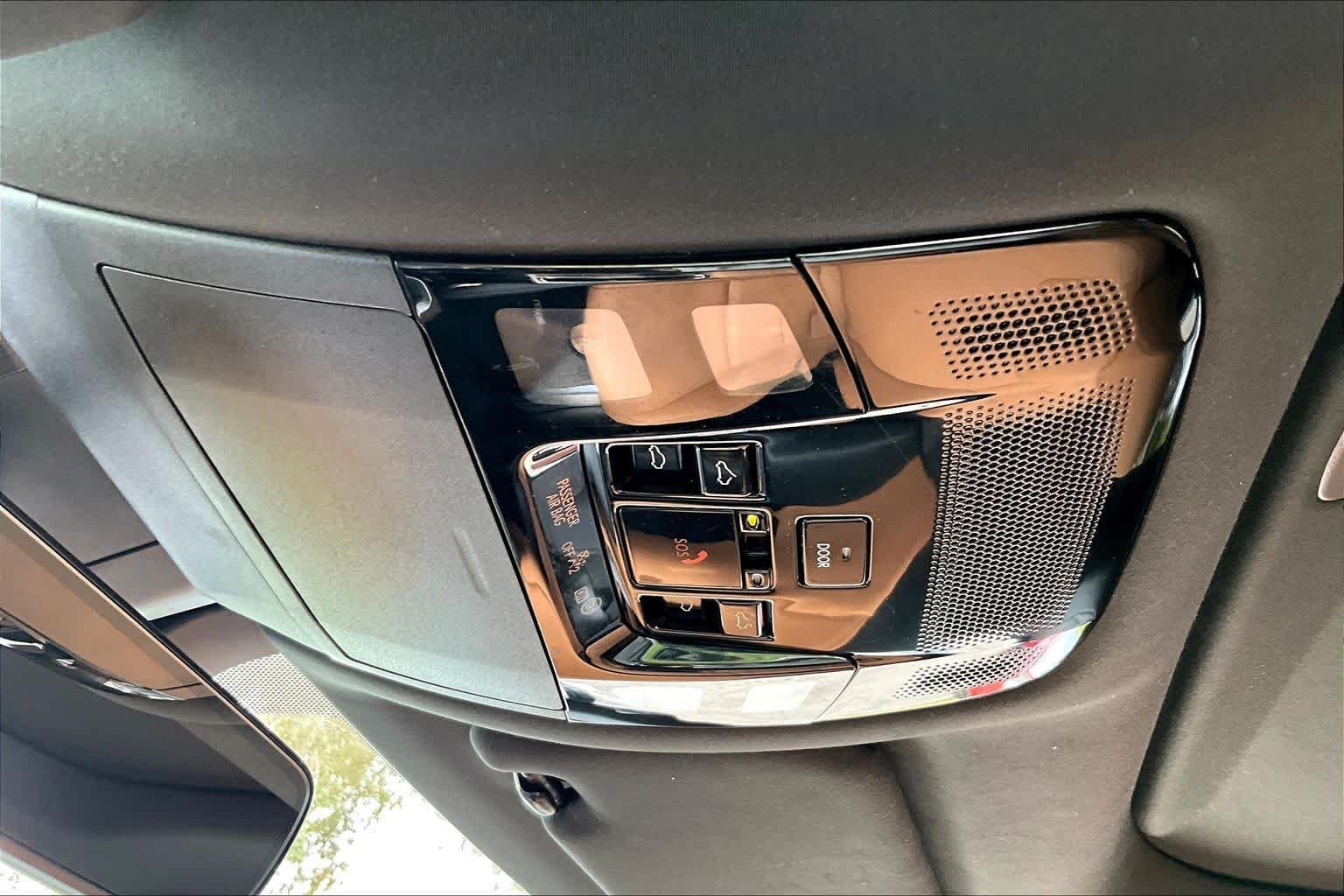 Used 2024 Nightfall Mica Lexus Premium image 32