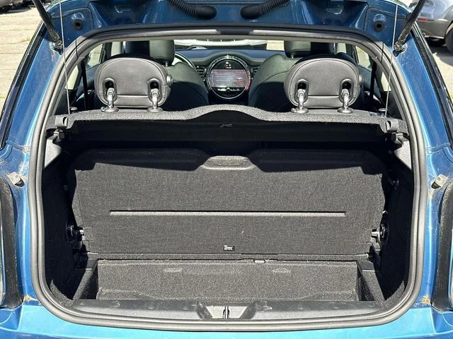 Used 2024 Island Blue Metallic MINI Signature image 29
