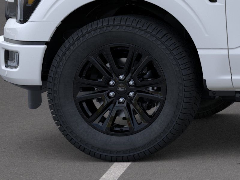New 2026 Star White Metallic Tri-Coat Ford Platinum® image 45
