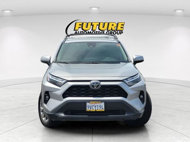 Used 2022 Silver Toyota XLE Premium image 2