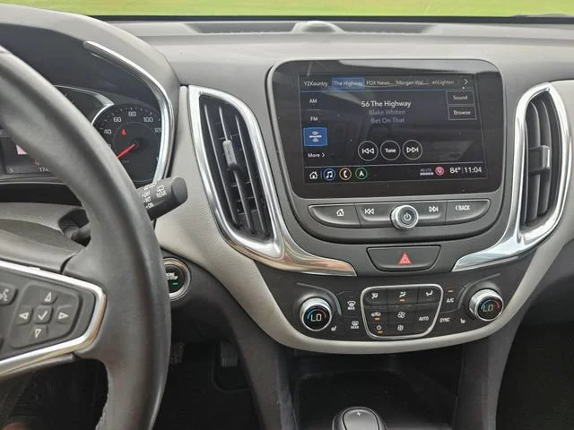 Used 2019 SILVER ICE METALLIC Chevrolet LT image 17