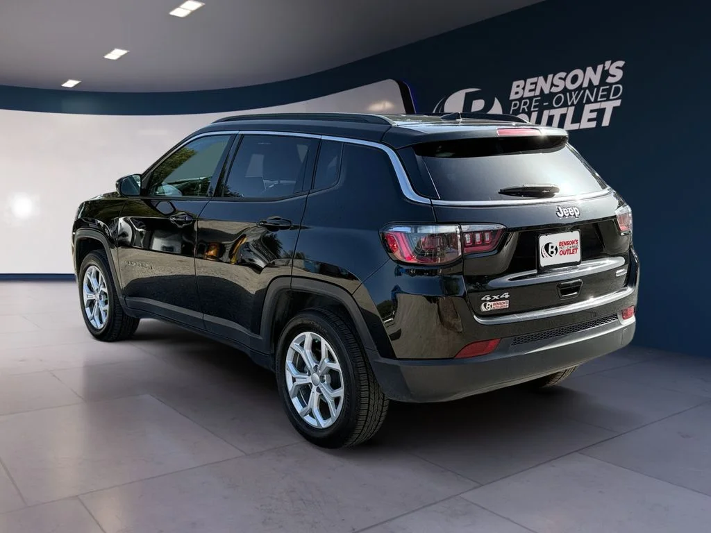 Used 2024 Black Jeep Latitude image 3