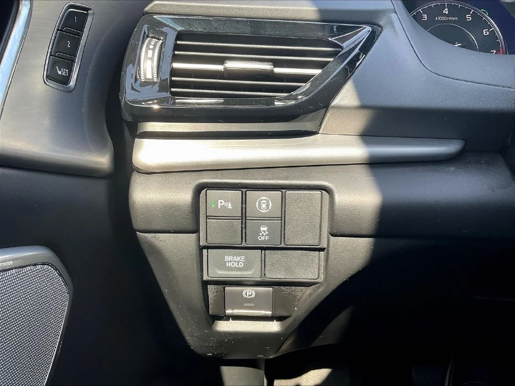 Used 2023 Majestic Black Pearl Acura Technology Package image 16
