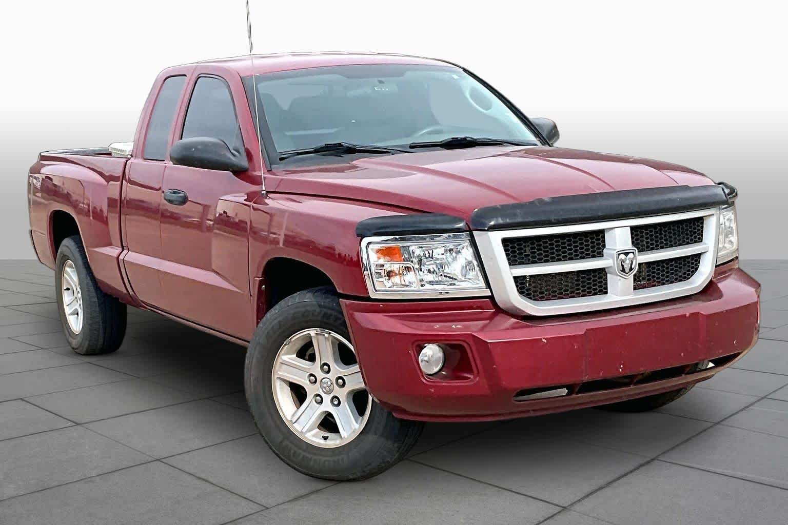 Used 2011  Ram Bighorn/Lonestar image 2