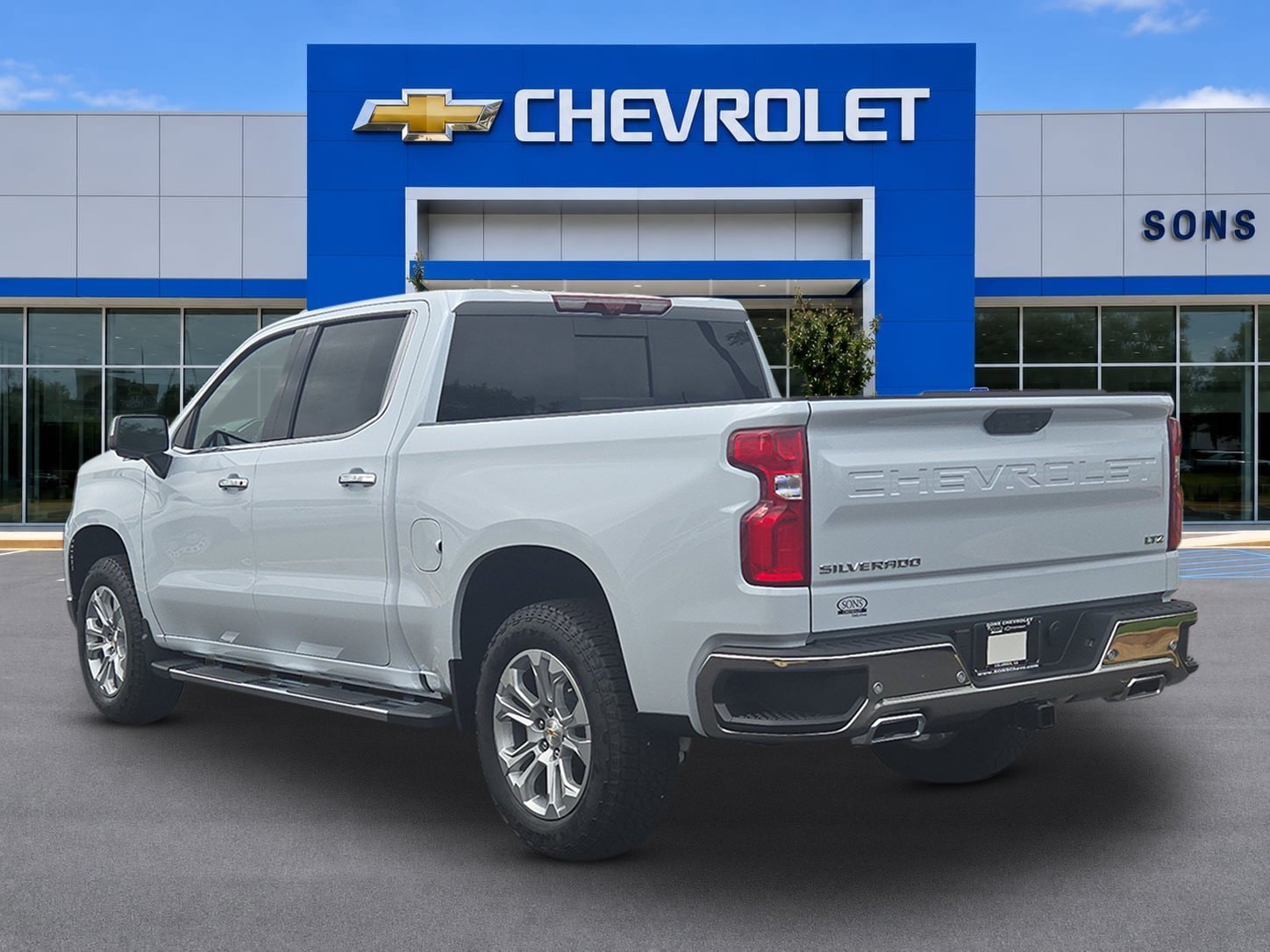 2026 Chevrolet Silverado 1500 LTZ - Photo 8