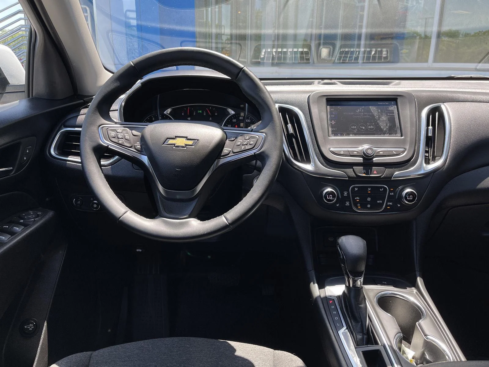 Used 2024 Summit White Chevrolet LT image 16