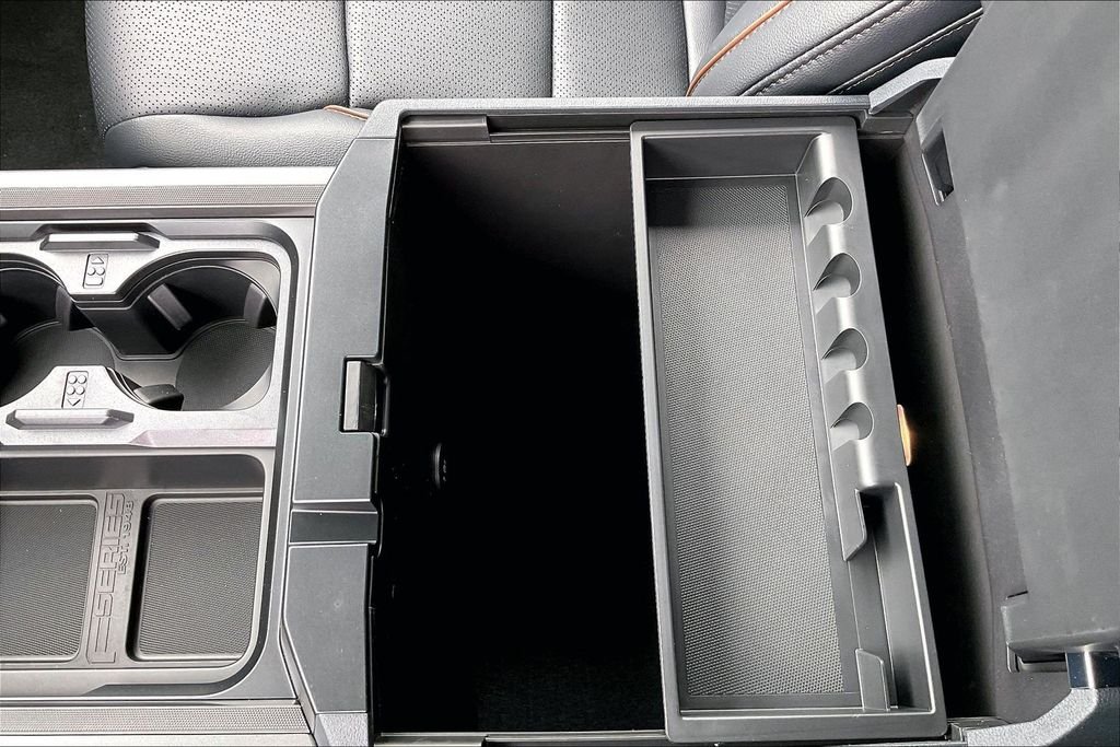 New 2026 Ford Super Duty F-250 Lariat 4D Crew Cab