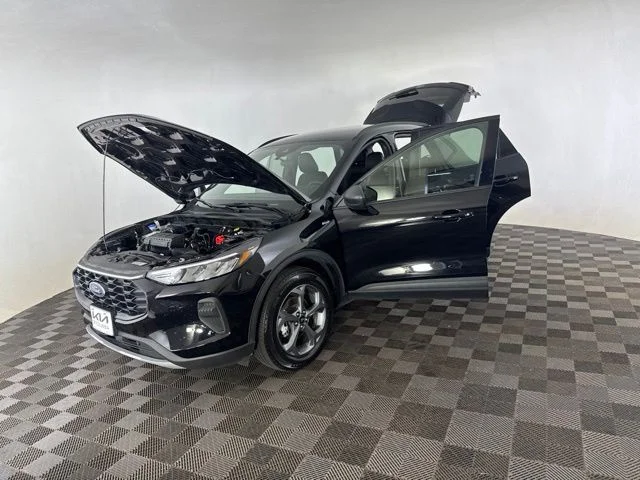 Used 2025 Black Ford ST-Line image 12