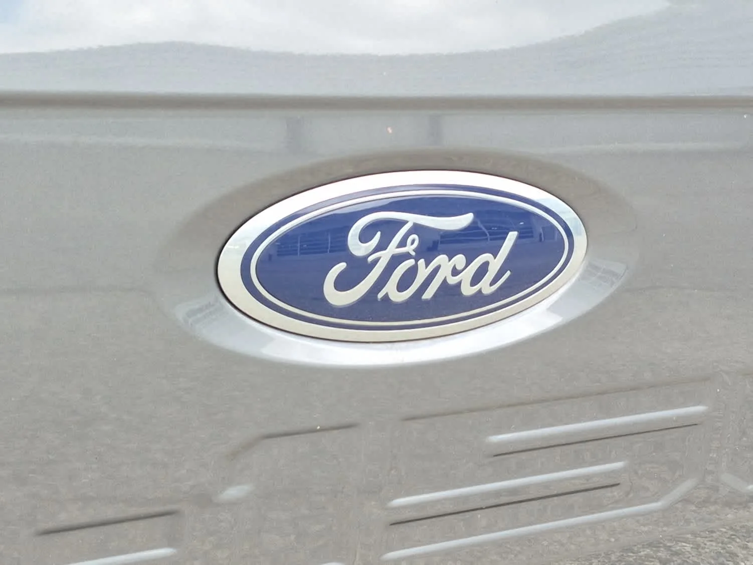 Used 2023 Carbonized Gray Ford XLT image 21