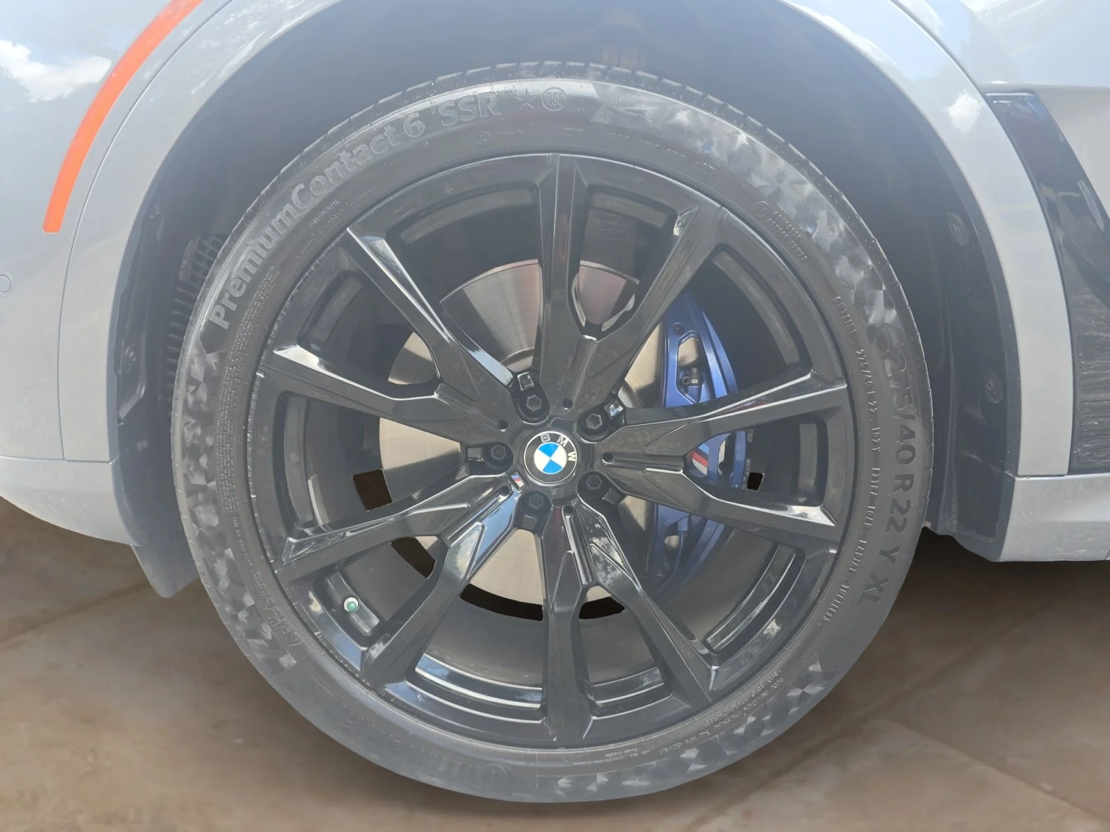 Used 2024 Skyscraper Grey Metallic BMW xDrive40i image 31