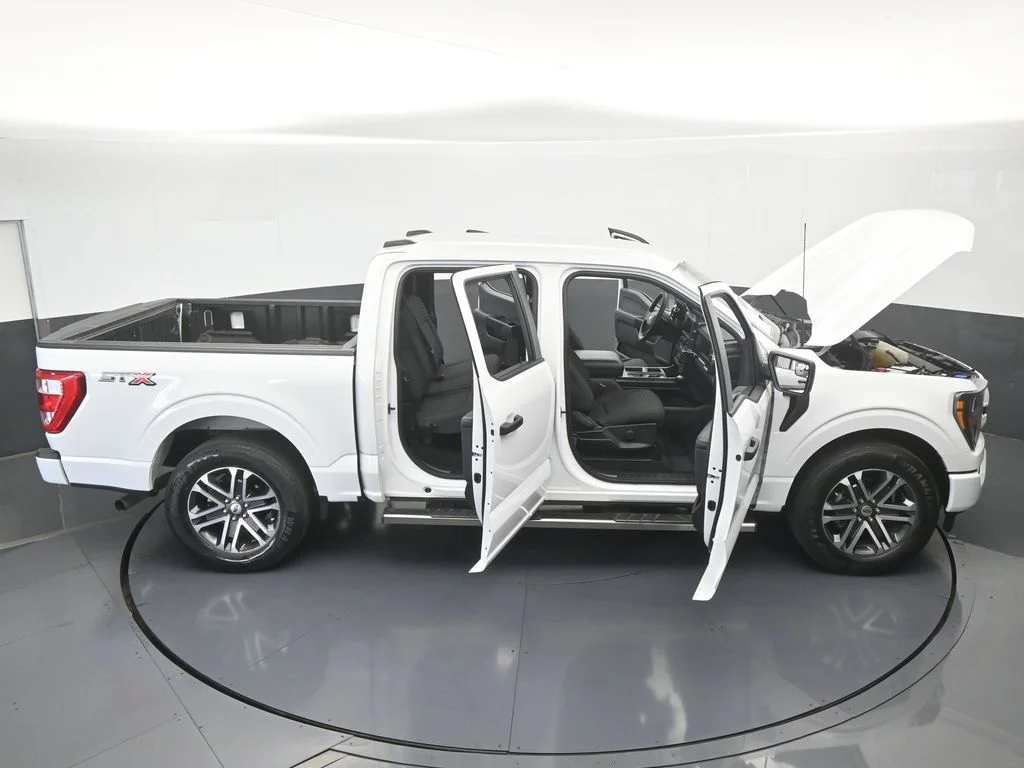 Used 2023 Oxford White Ford XL image 53