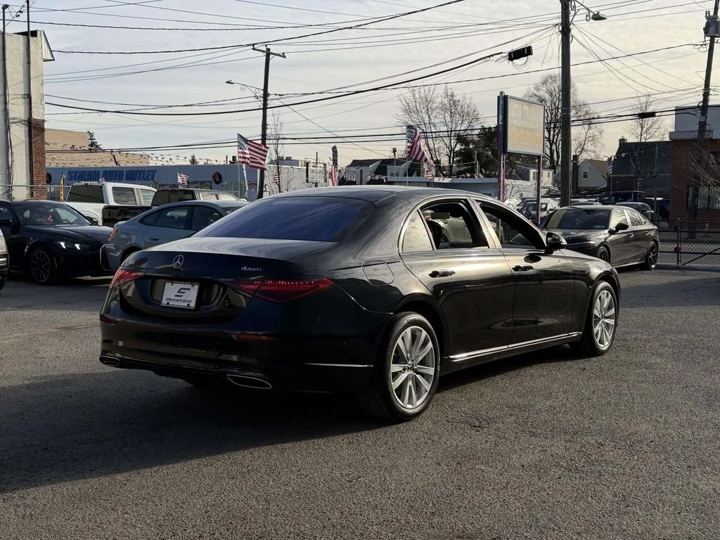 Used 2022  Mercedes-Benz S 500 image 9