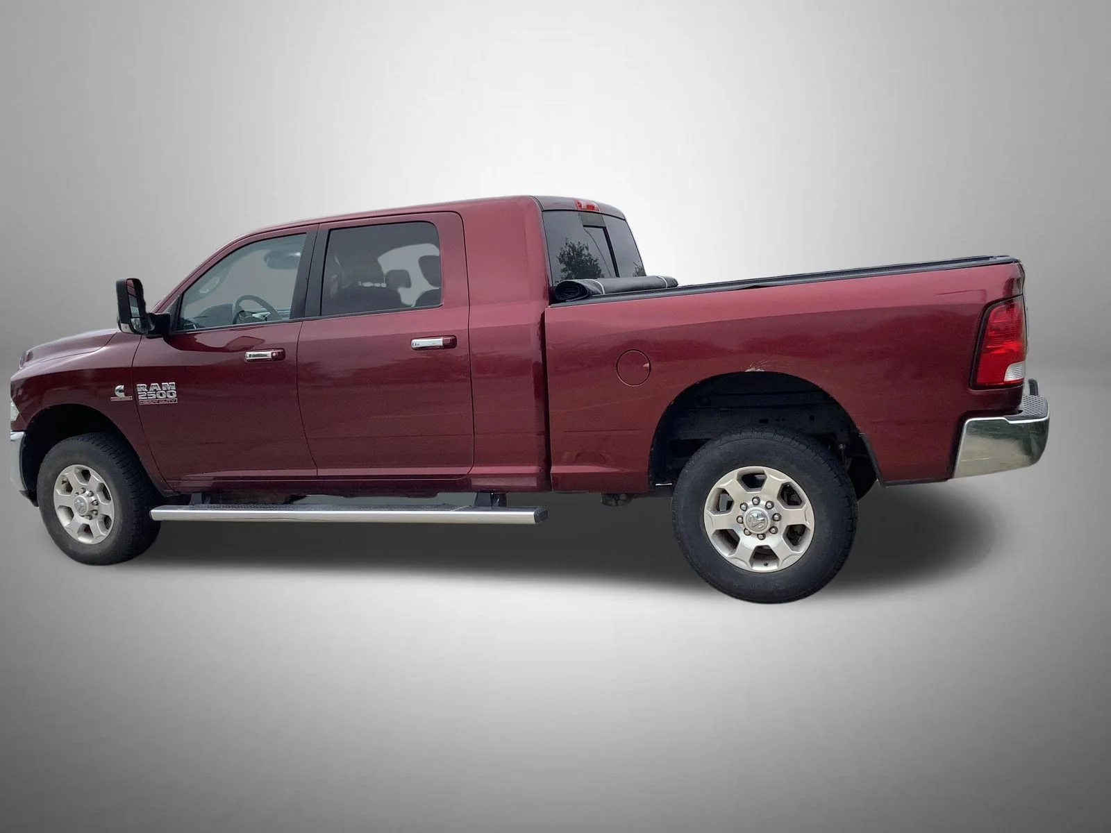 Used 2016 Red Ram SLT image 2