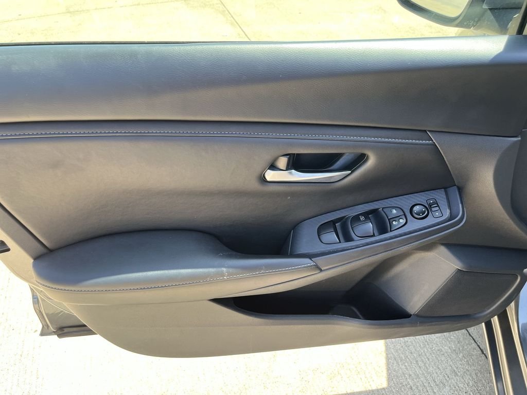 Used 2024 Gray Nissan SV image 13