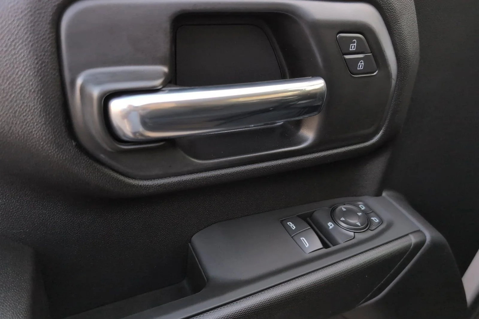 2026 GMC Sierra 2500HD Pro - Photo 11