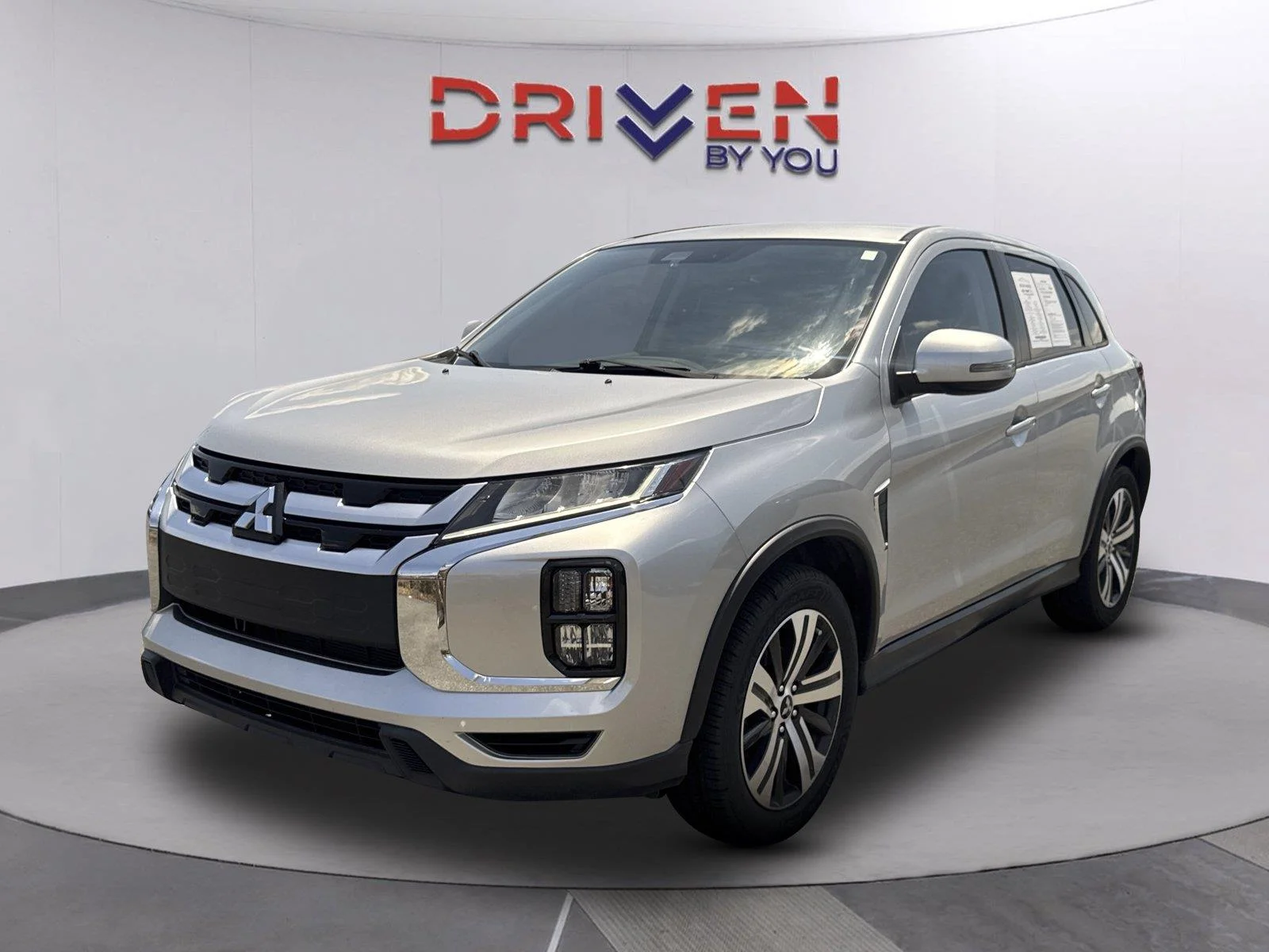 Used 2021 Alloy Silver Metallic Mitsubishi ES image 8