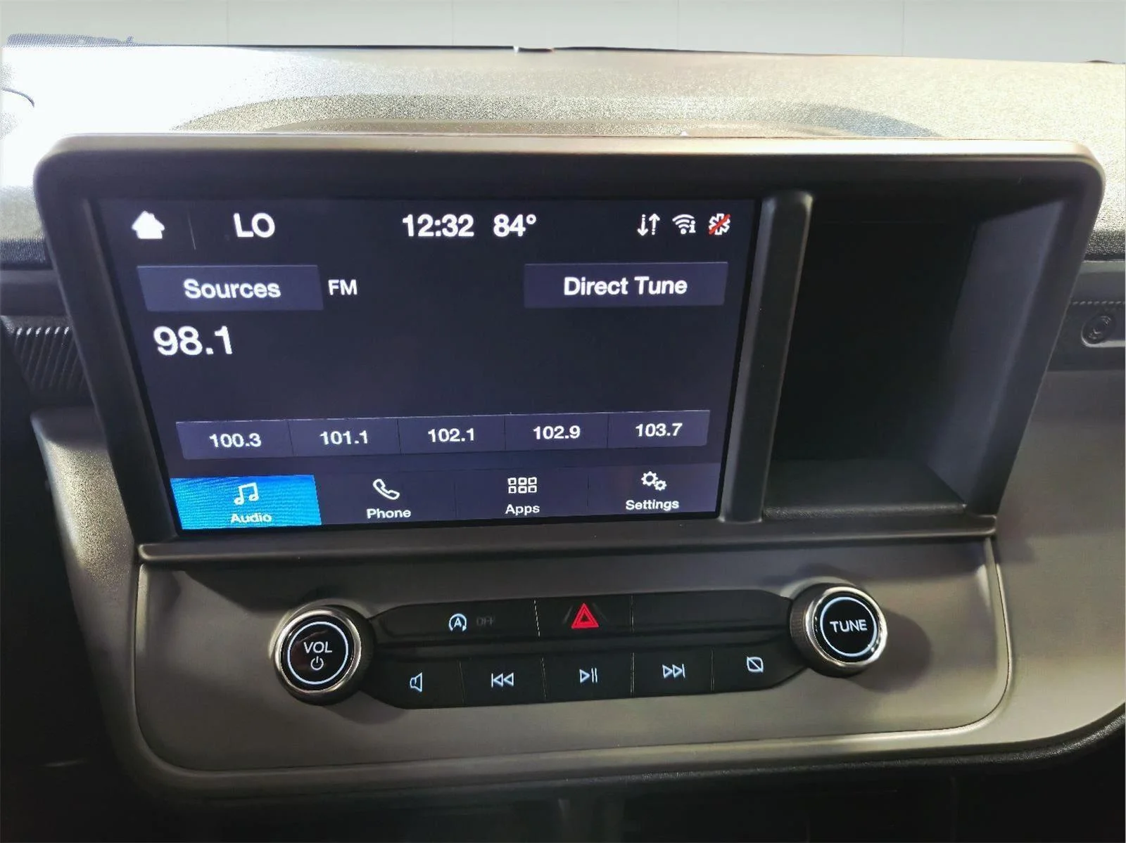 Used 2024 Carbonized Gray Metallic Ford XLT Advanced image 19