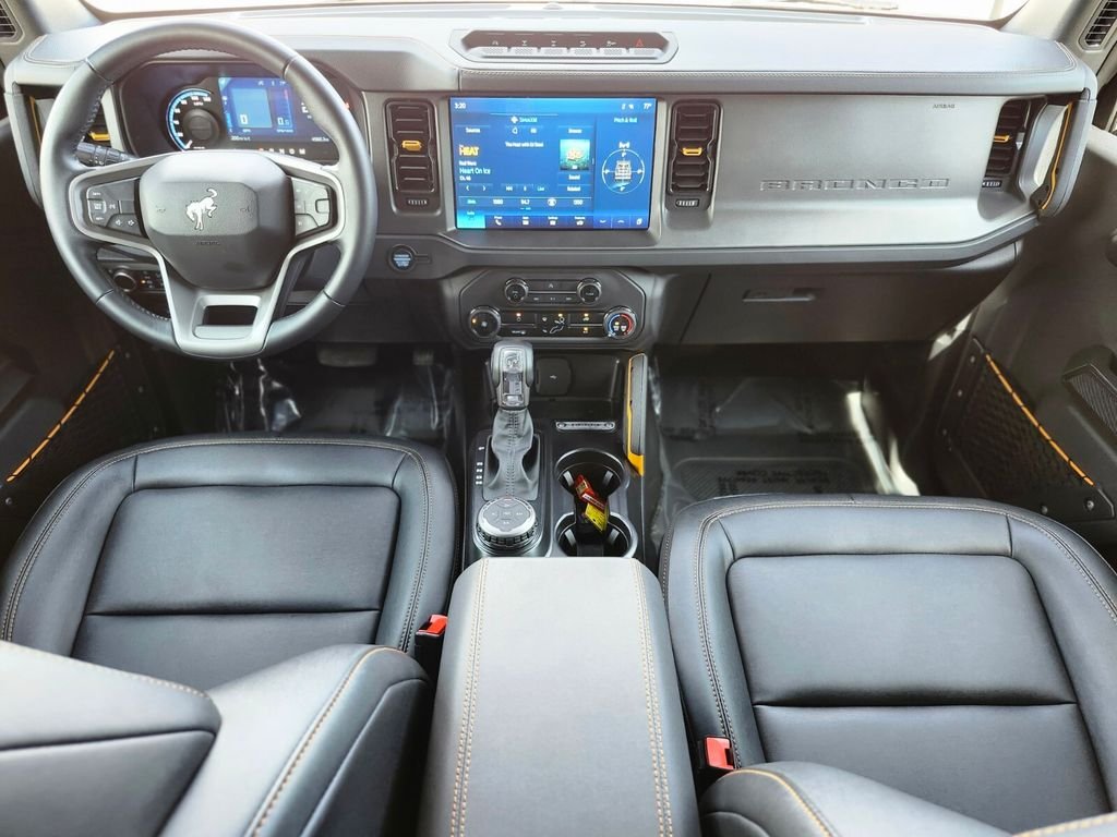 Used 2024 Green Ford Badlands image 12