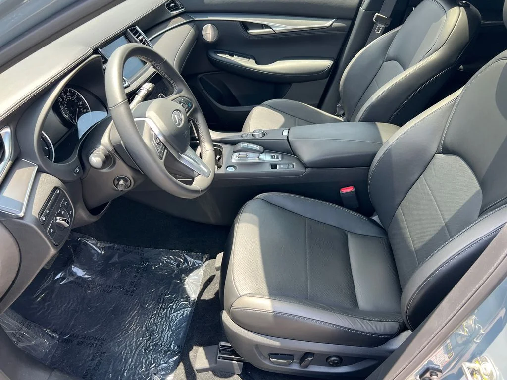 2025 INFINITI QX55 Essential - Photo 9