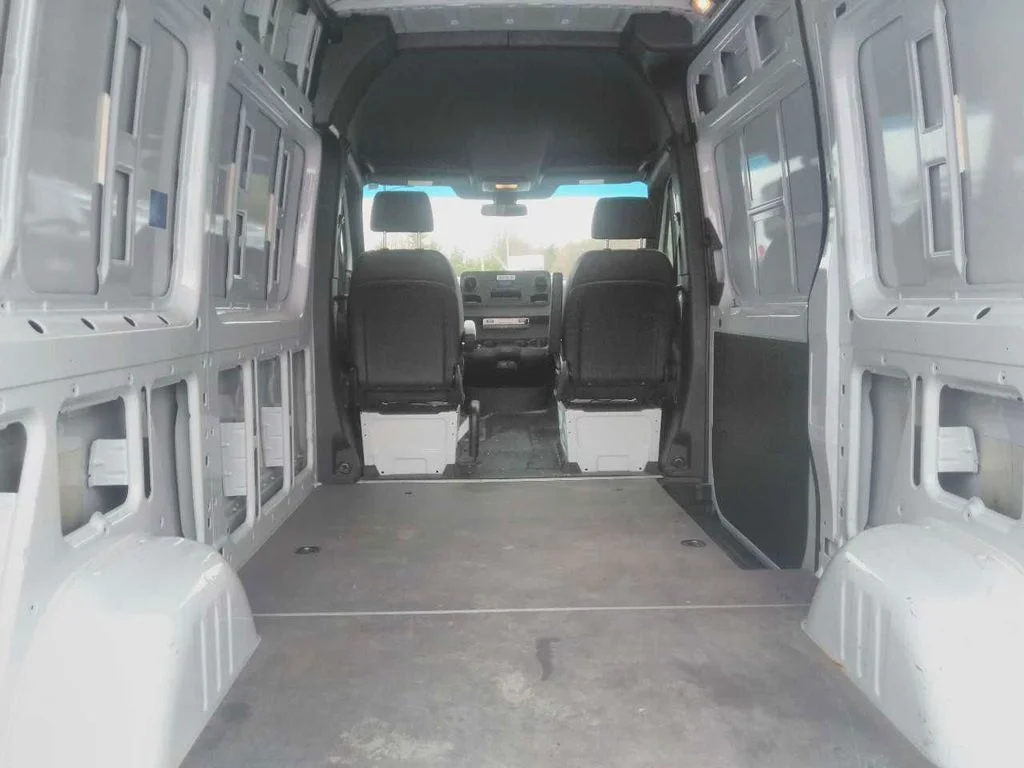 Used 2025 White Mercedes-Benz Cargo 144 WB image 25