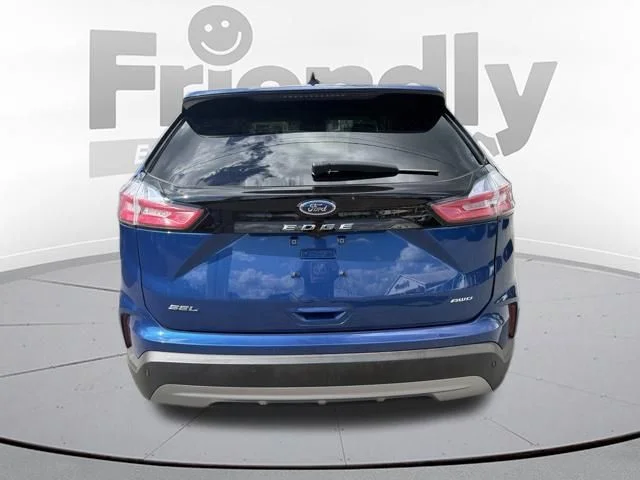 Used 2024 Atlas Blue Metallic Ford SEL image 6