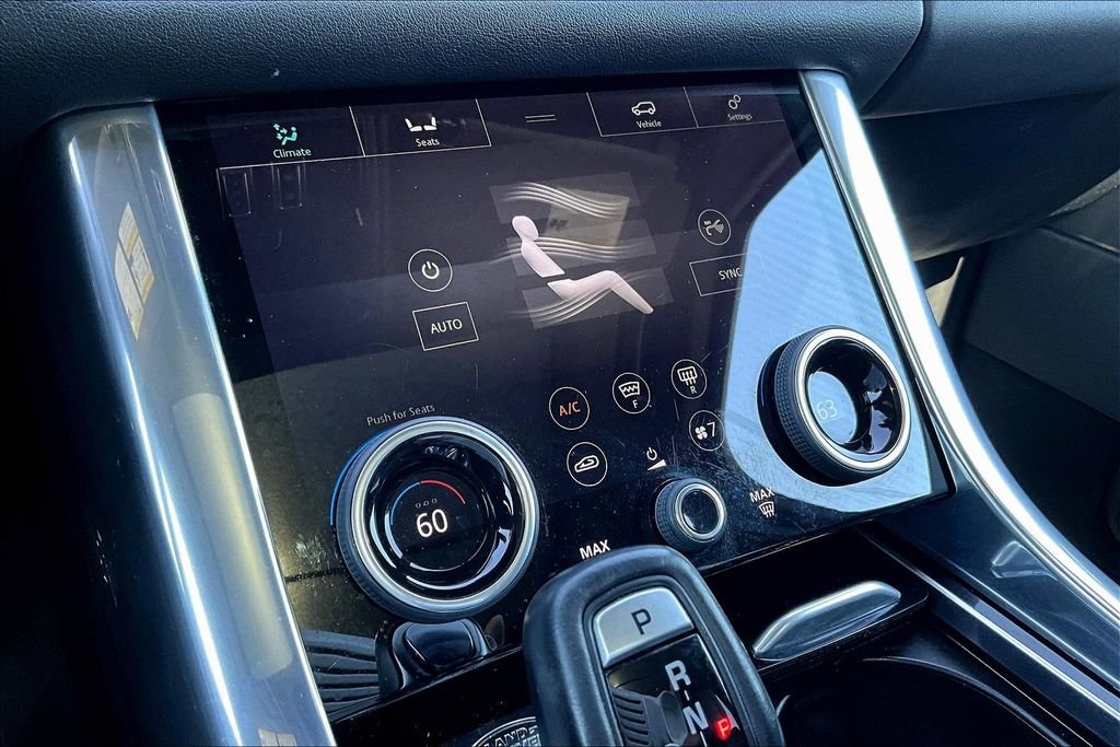 Used 2020  Land Rover HSE image 14