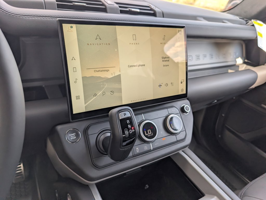 New 2026 Santorini Black LAND ROVER V8 image 30
