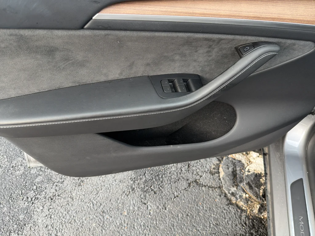 Used 2024 Sliver Tesla Long Range image 10