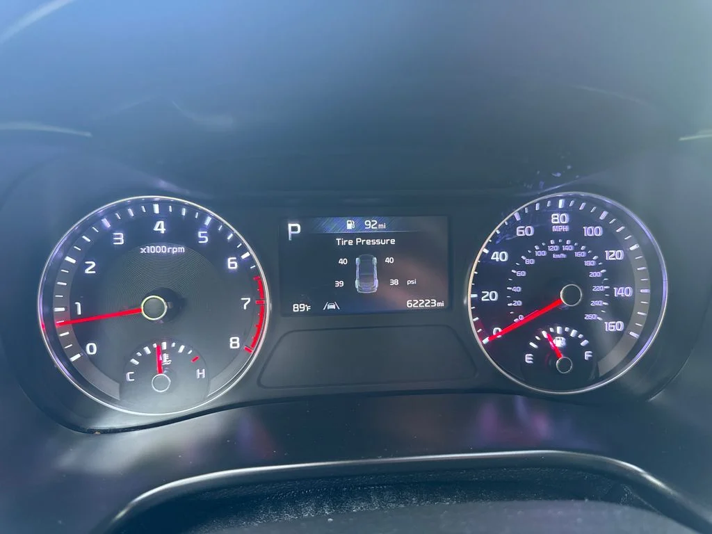 Used 2023 Deep Sea Blue Kia LXS image 21