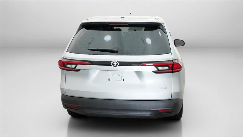 New 2026 Celestial Silver Metallic Toyota XLE image 42