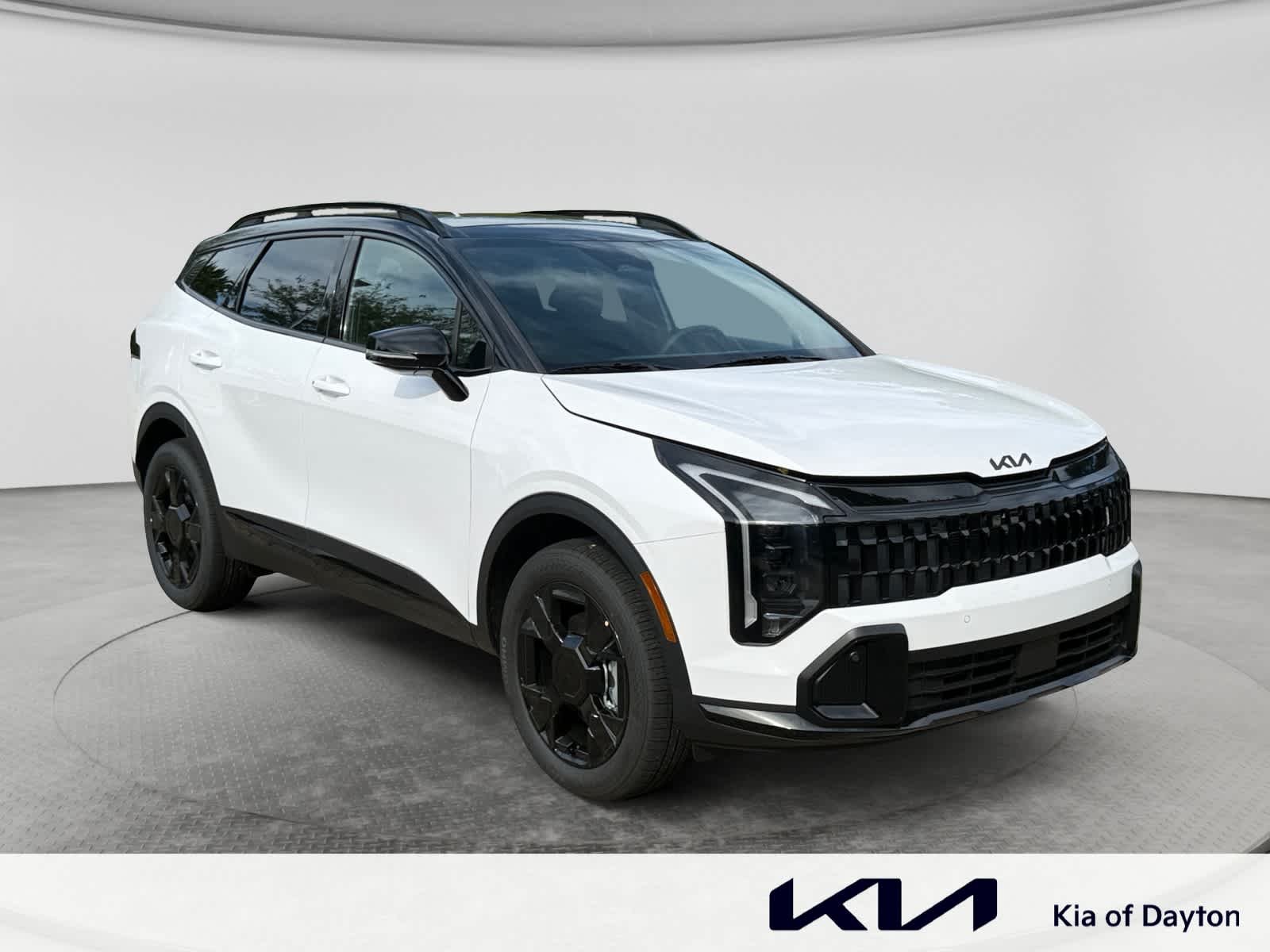 New 2027 Glacial White Pearl / Black Ro Kia X-Line image 3