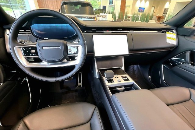 New 2027 Obsidian Black Satin Land Rover SE image 7