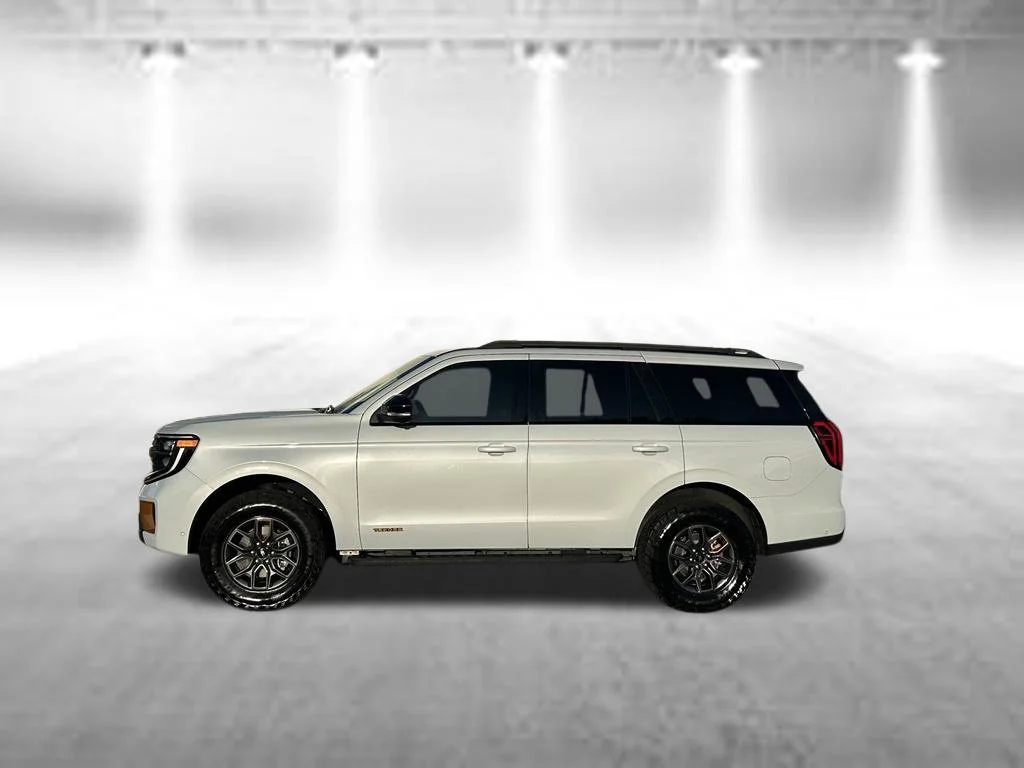 Certified Used 2025 Silver Metallic Ford Tremor image 8