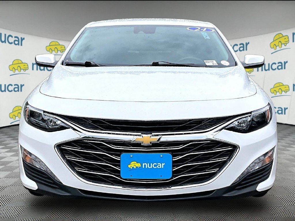 Used 2024 White Chevrolet LT image 2