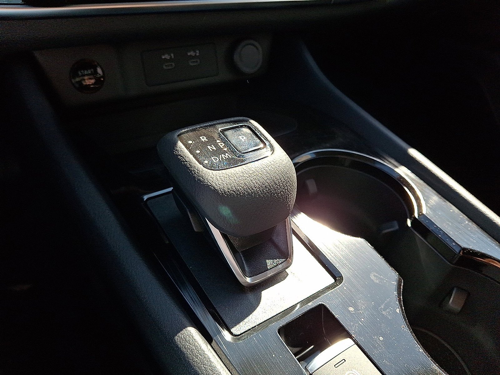 2026 Nissan Rogue SV photo 3