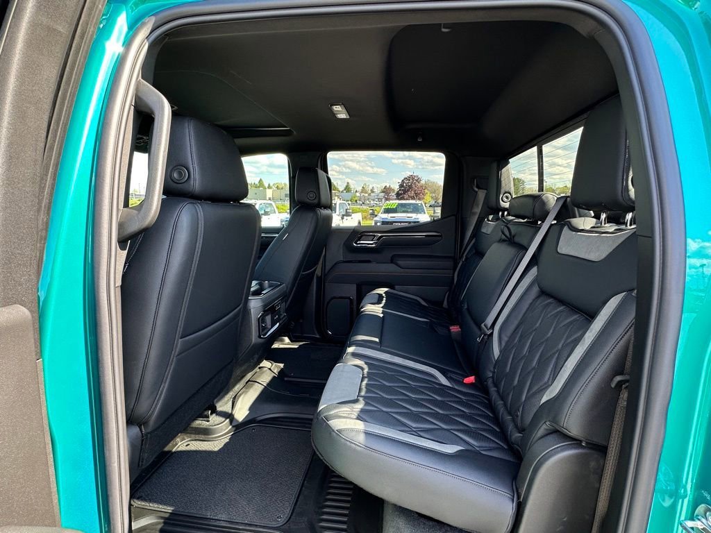 New 2026 Onyx Black GMC AT4 image 20