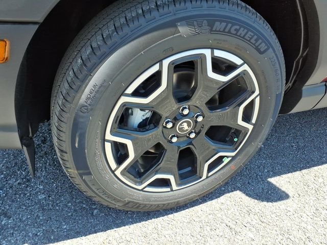 New 2026 Ruby Red Metallic Tinted Clearcoat Ford Outer Banks image 5