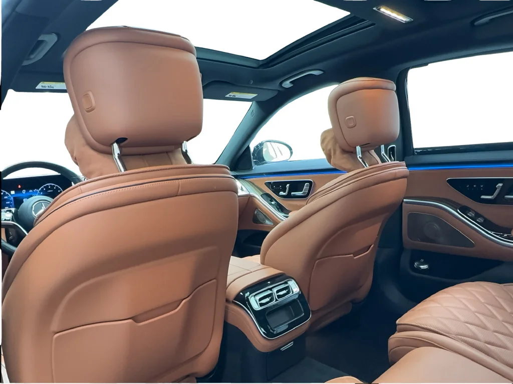 Used 2023 Black Mercedes-Benz S 580 image 27