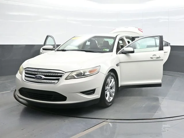 Used 2010  Ford SEL image 30