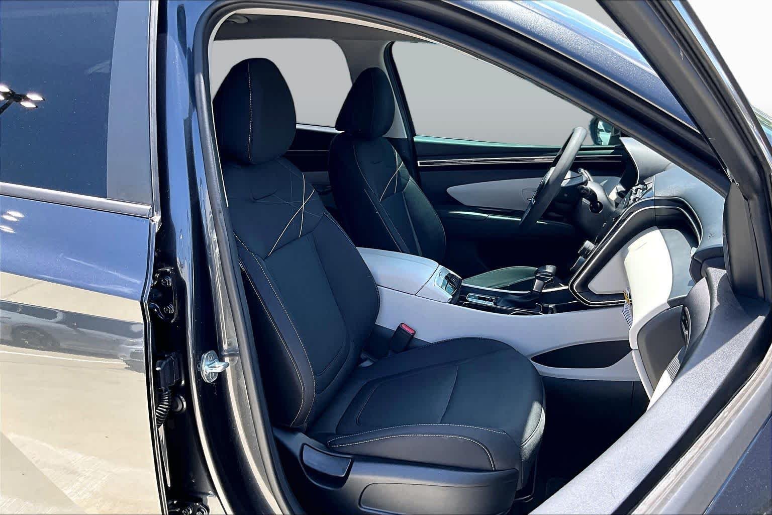 Used 2022 Portofino Gray Hyundai SEL image 9