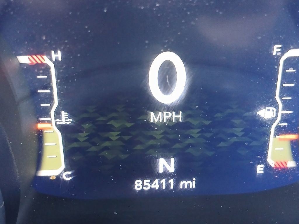 Used 2021 White Jeep Unlimited Sport Altitude image 26