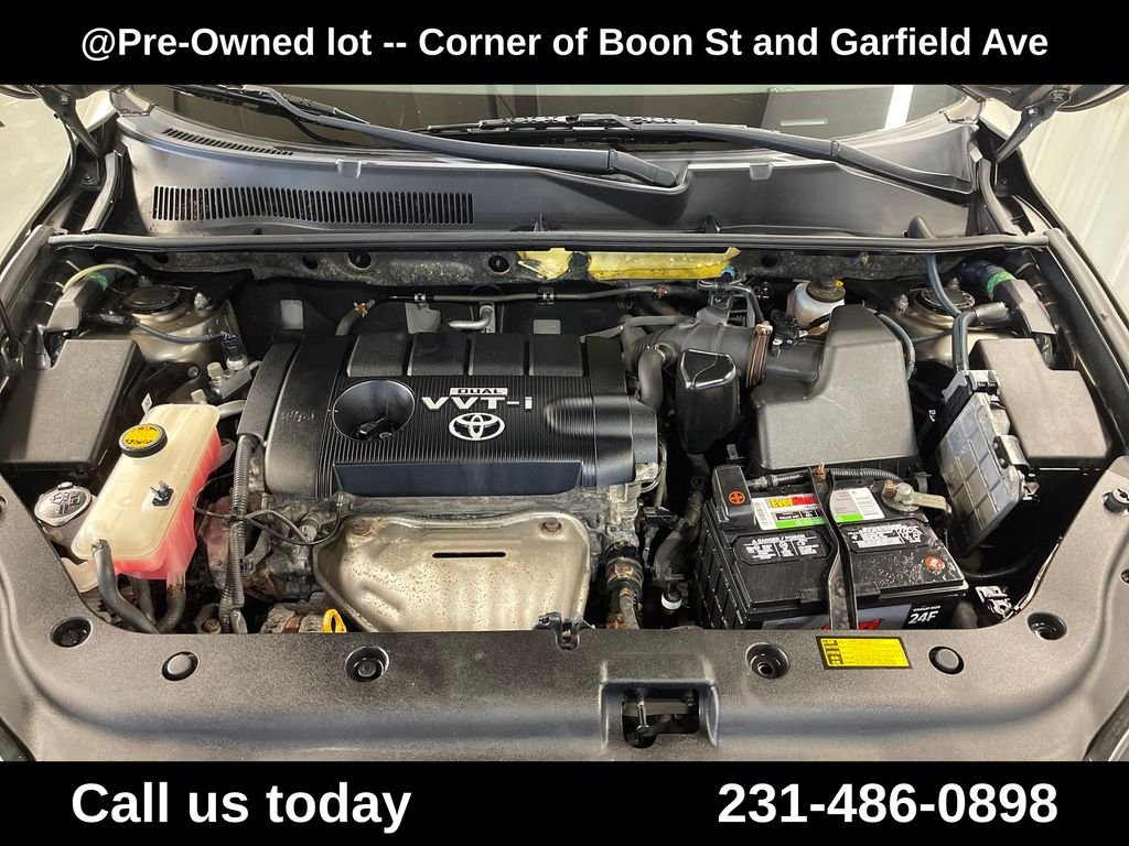 Used 2011 Brown Toyota Base image 10