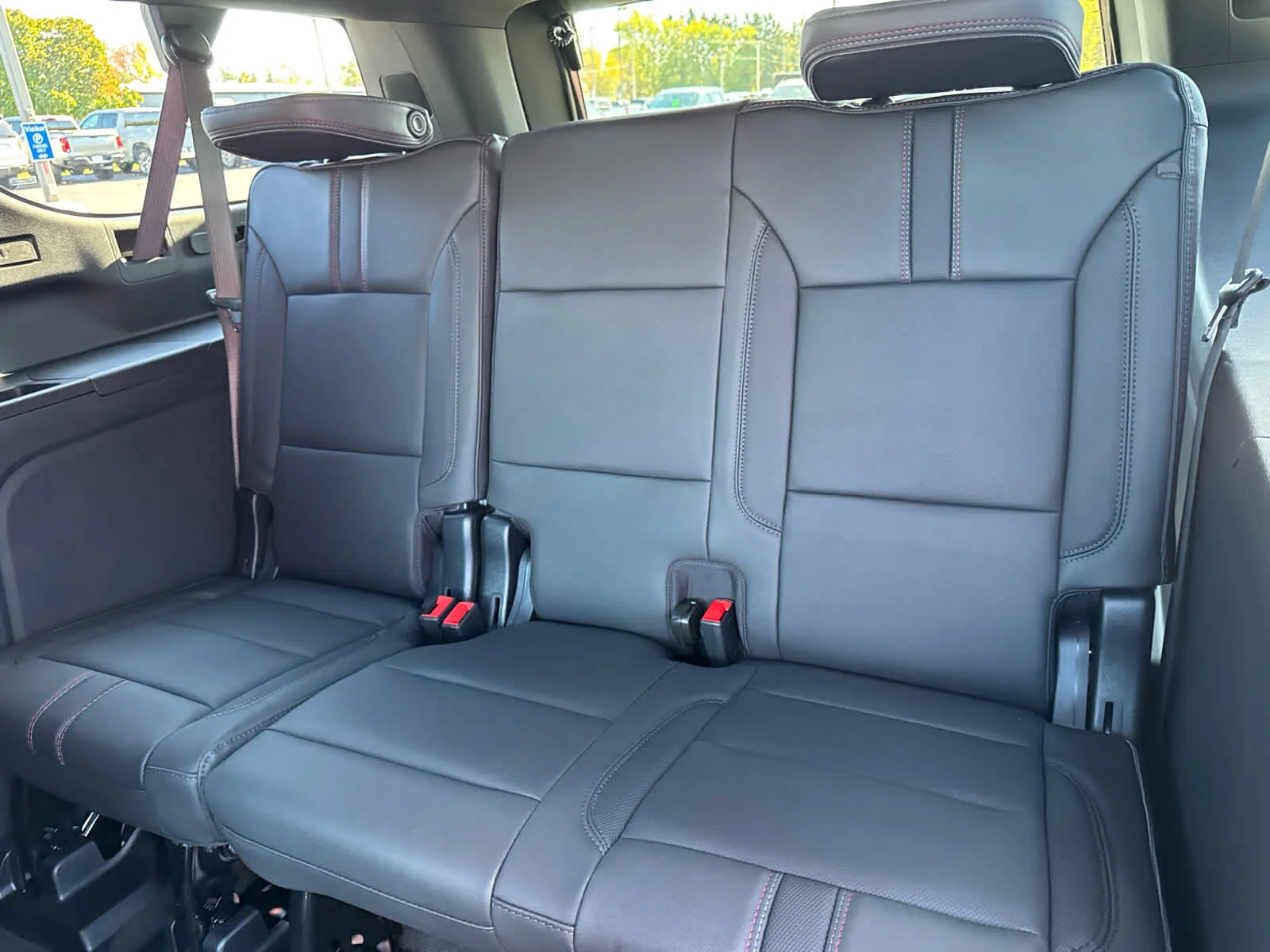 2027 Chevrolet Suburban RST - Photo 19