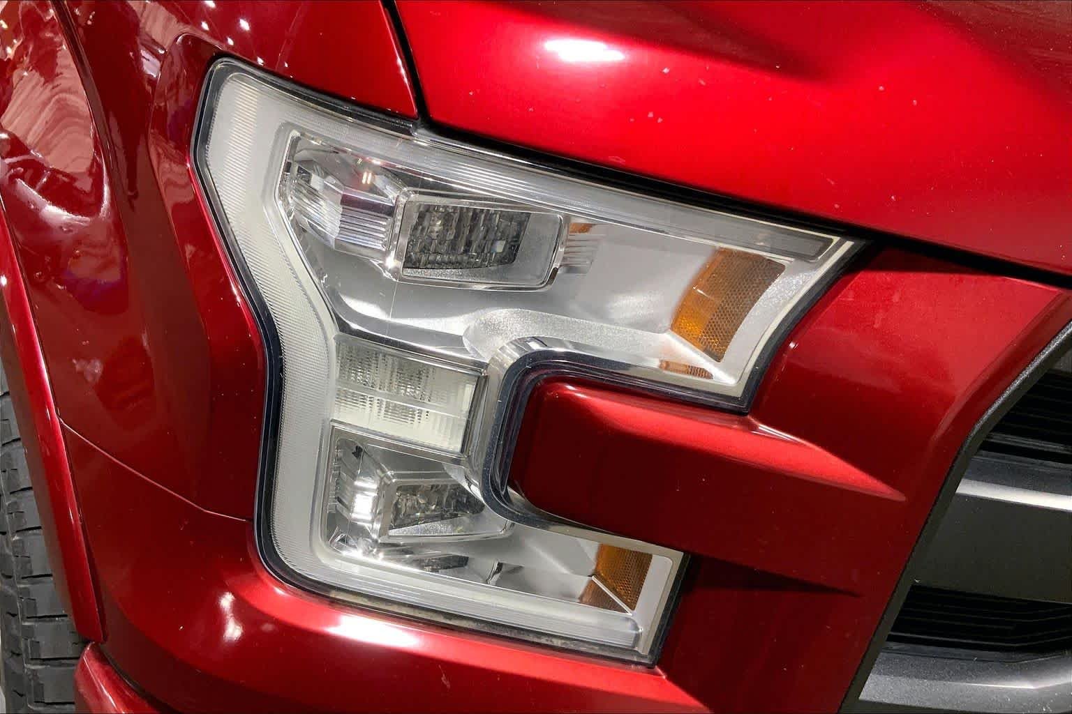 Used 2015 Ruby Red Metallic Tinted Clearcoat Ford Lariat image 28