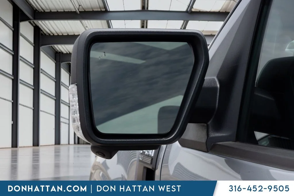 Used 2023 Silver Ford XLT image 28