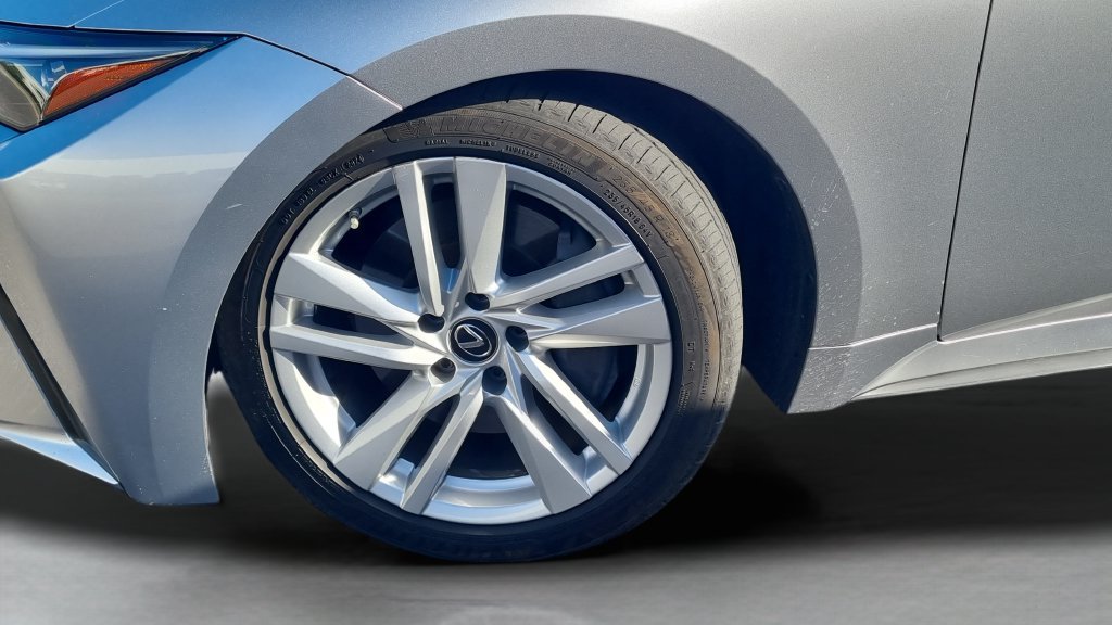Used 2022 Silver Lexus 300 image 8