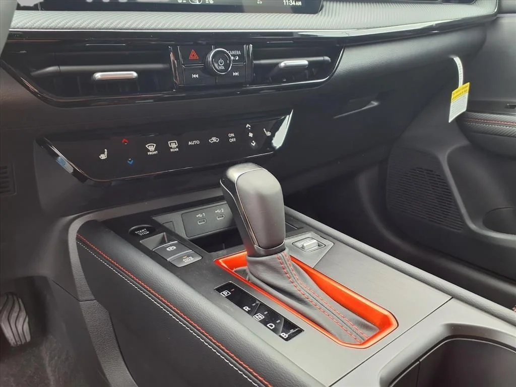 2026 Nissan KICKS SR AWD - Photo 9