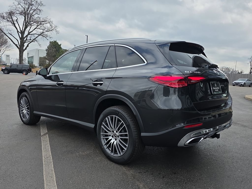 New 2026 Gray Mercedes-Benz GLC 300 image 3